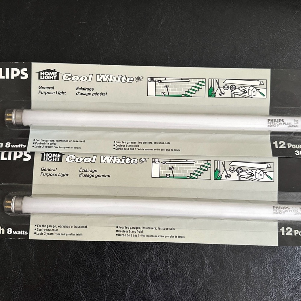NIP Set Of 2, Phillips 12 Inch 8Watt Florescent Bulb Cool White
